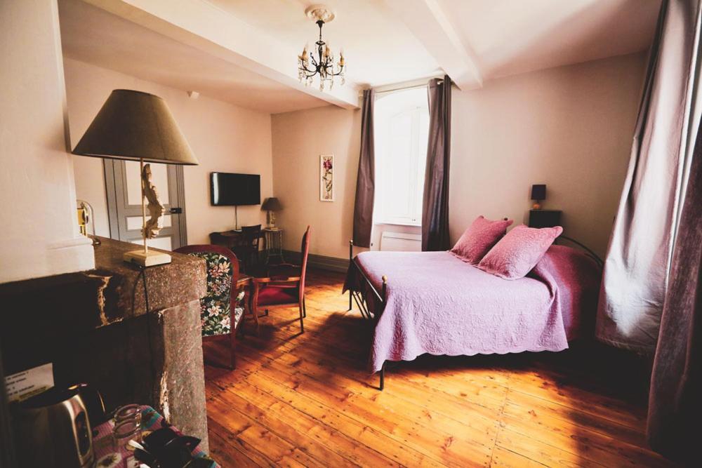 L'Ancienne Poste Apartment Villefranche-de-Conflent Exterior photo